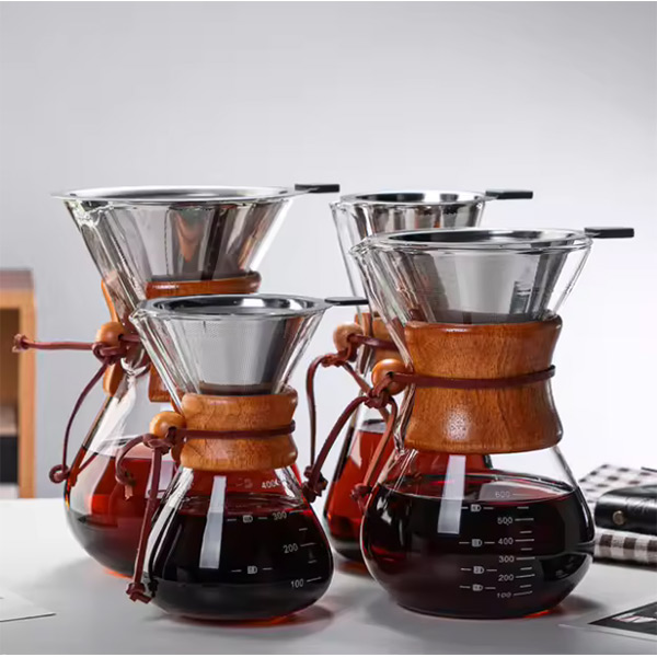 Coffee drinkers choosing African coffee
